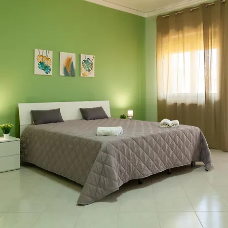 Giulia Apartment