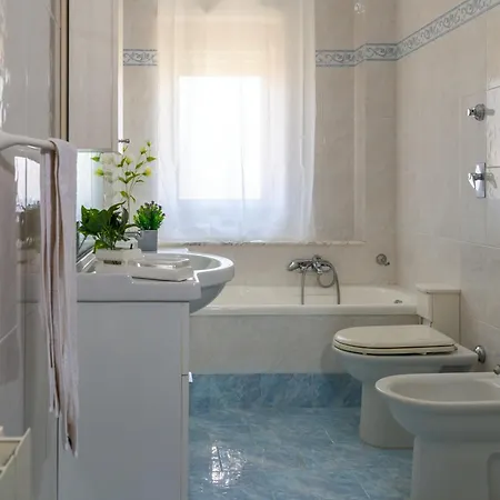 Giulia Apartment *